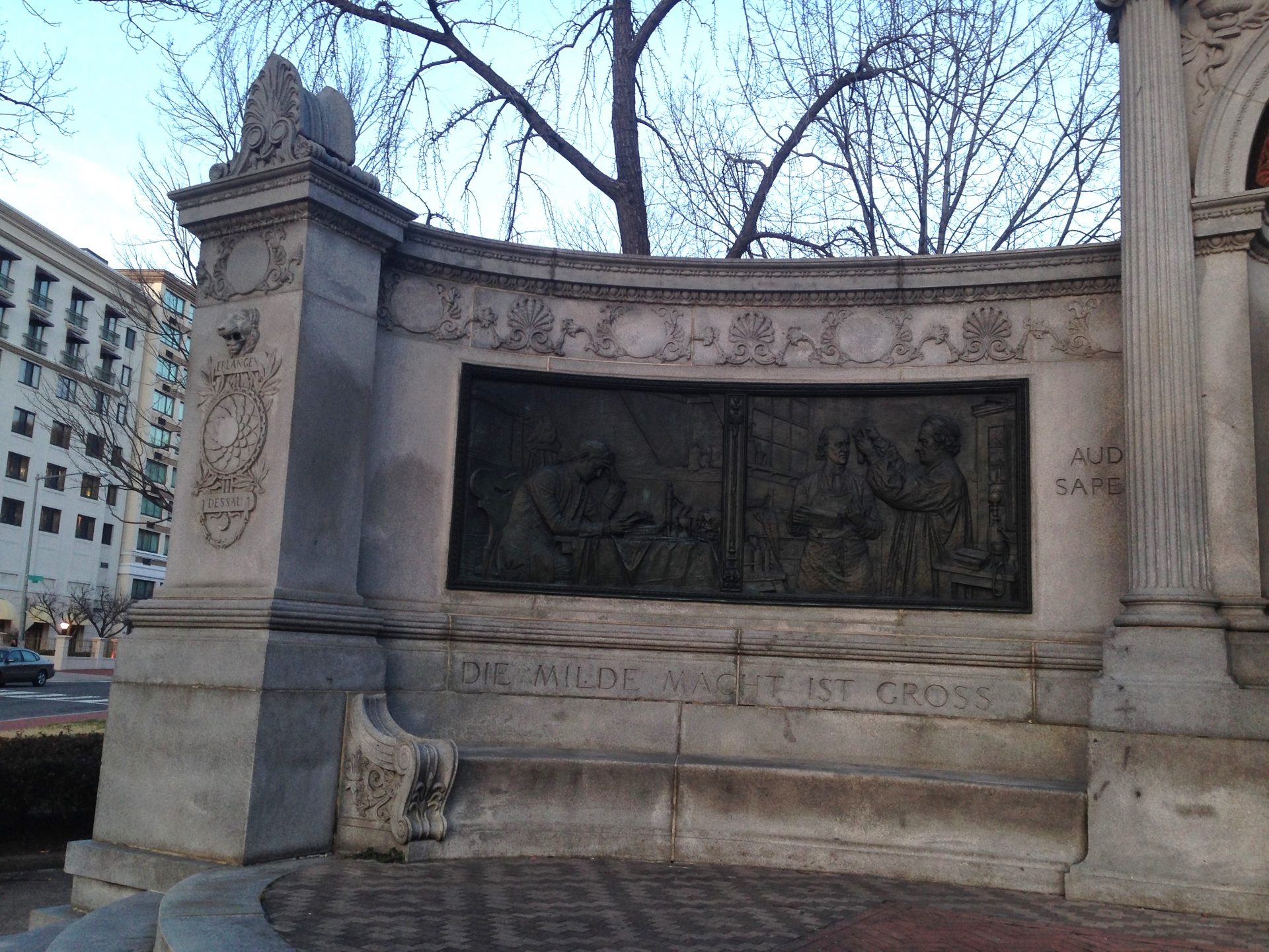 Samuel Hahnemann's monument, Washington (by Concetta Tatali) - 3.JPG